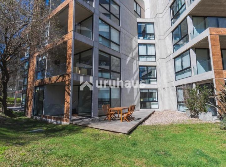 VENTA APARTAMENTO DOS DORMITORIOS PUNTA DEL ESTE EDIFICIO BE HOUSE