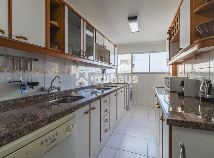 Foto de ALQUILER DEPARTAMENTO TRES DORMITORIOS Y DEPENDENCIA OCEAN TOWER AIDY, imagen 3