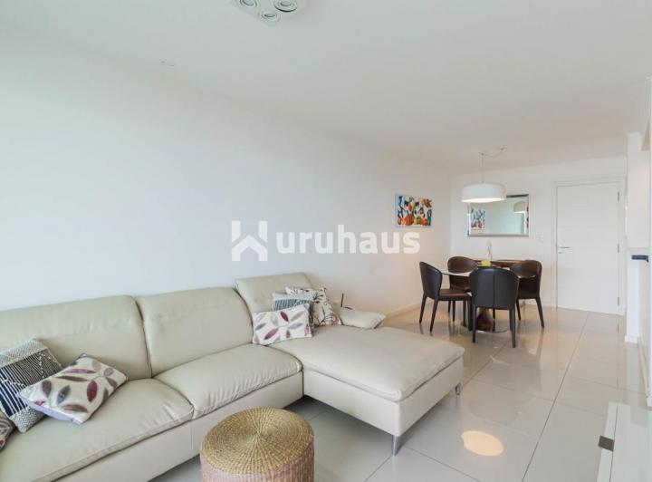 Foto de ALQUILER APARTAMENTO DOS DORMITORIOS PUNTA DEL ESTE EDIFICIO WIND TOWER, imagen 2