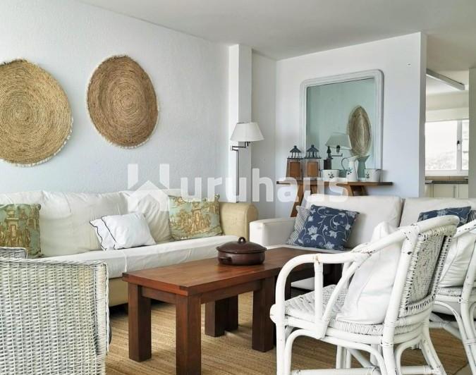 Foto de VENTA DEPARTAMENTO 3 DORMITORIOS EN MANANTIALES, imagen 2