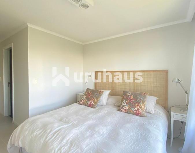 Foto de ALQUILER APARTAMENTO DOS DORMITORIOS PUNTA DEL ESTE EDIFICIO OCEAN DRIVE, imagen 5