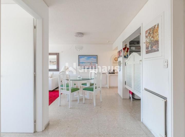 Foto de ALQUILER APARTAMENTO UN DORMITORIO Y MEDIO PUNTA DEL ESTE TORRE LIBERTADOR, imagen 3