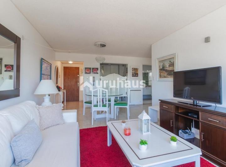 Foto de ALQUILER APARTAMENTO UN DORMITORIO Y MEDIO PUNTA DEL ESTE TORRE LIBERTADOR, imagen 1