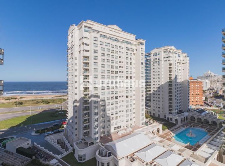 Foto de VENTA DEPARTAMENTO PLAYA BRAVA PARQUEMAR, imagen 3