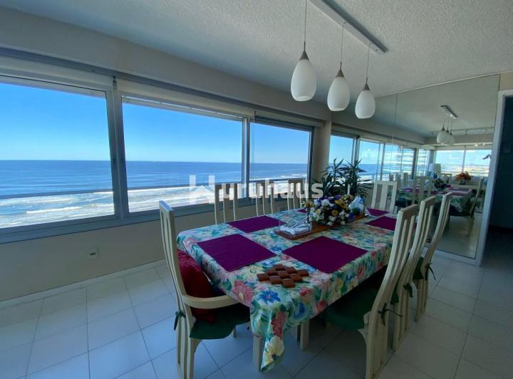 Foto de Apartamento en alquiler temporal, de 3 dormitorios en playa brava!, imagen 3