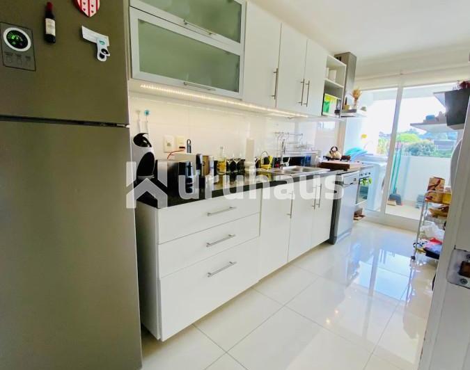 Foto de ALQUILER APARTAMENTO DOS DORMITORIOS PUNTA DEL ESTE PLAYA MANSA, imagen 3