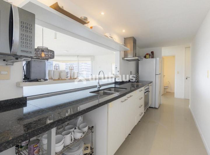 Foto de VENTA APARTAMENTO TRES DORMITORIOS PUNTA DEL ESTE PLAYA BRAVA TERRAZA, imagen 3