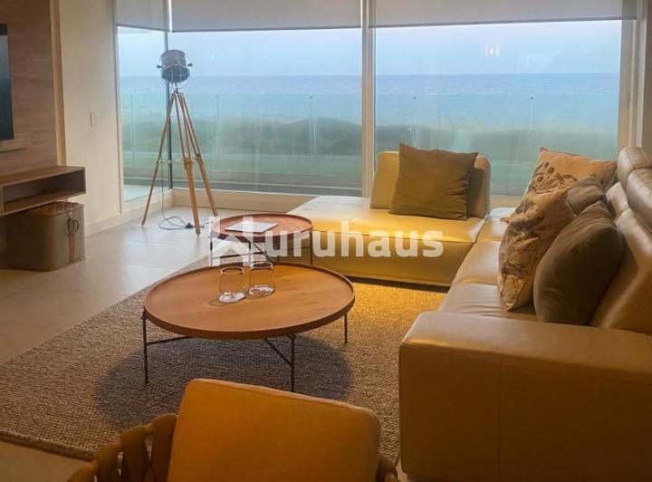 Foto de VENTA APARTAMENTO TRES DORMITORIOS PUNTA DEL ESTE PLAYA BRAVA EDIFICIO LE PARC, imagen 4