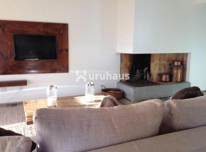 Foto de ALQUILER APARTAMENTO CUATRO DORMITORIOS PUNTA DEL ESTE PRIMERA LINEA, imagen 4
