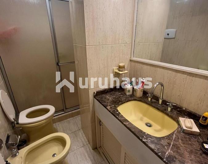 Foto de ALQUILER APARTAMENTO DOS DORMITORIOS PUNTA DEL ESTE MANSA PRIMERA LINEA, imagen 4