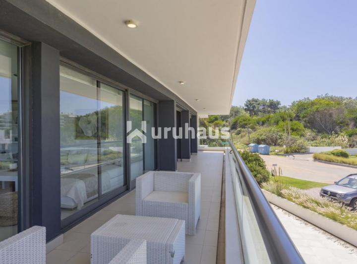 Foto de VENTA DEPARTAMENTO 4 DORMITORIOS PLAYA BRAVA BLUE BIRD, imagen 1
