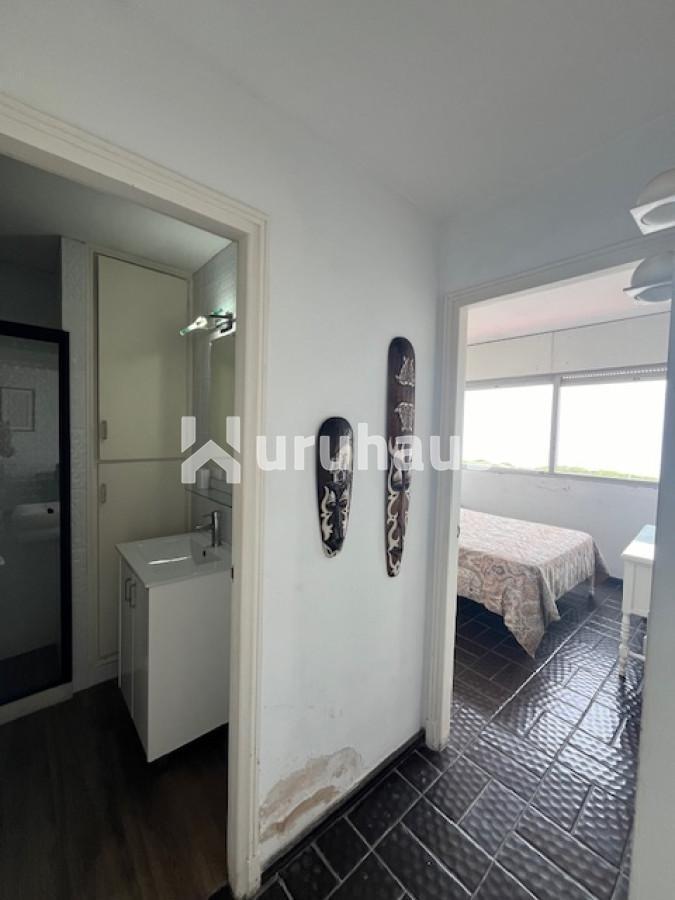 Foto de VENTA APARTAMENTO UN DORMITORIOS PUNTA DEL ESTE PLAYA BRAVA, imagen 5