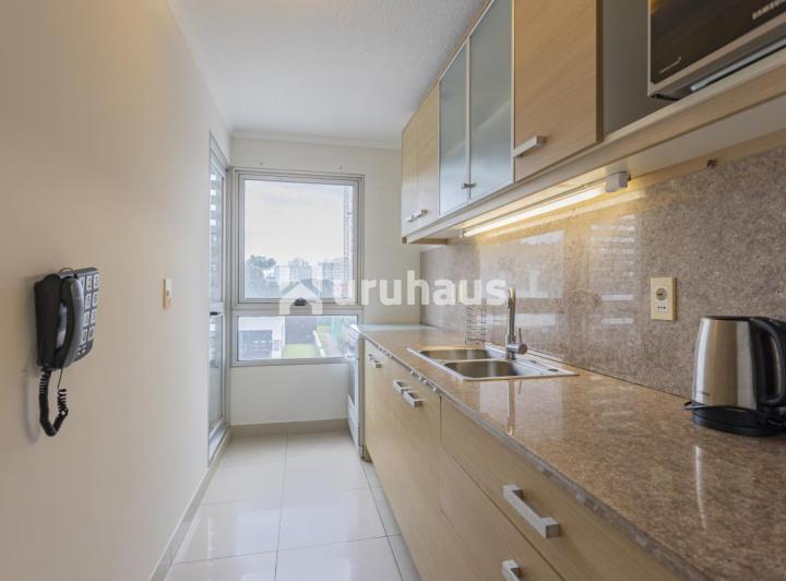 VENTA DEPARTAMENTO OCEAN DRIVE TRES DORMITORIOS 4