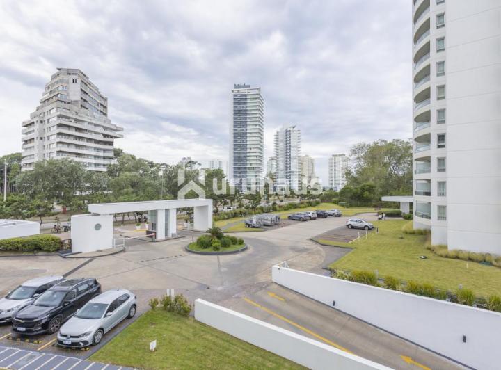 VENTA DEPARTAMENTO OCEAN DRIVE TRES DORMITORIOS 1