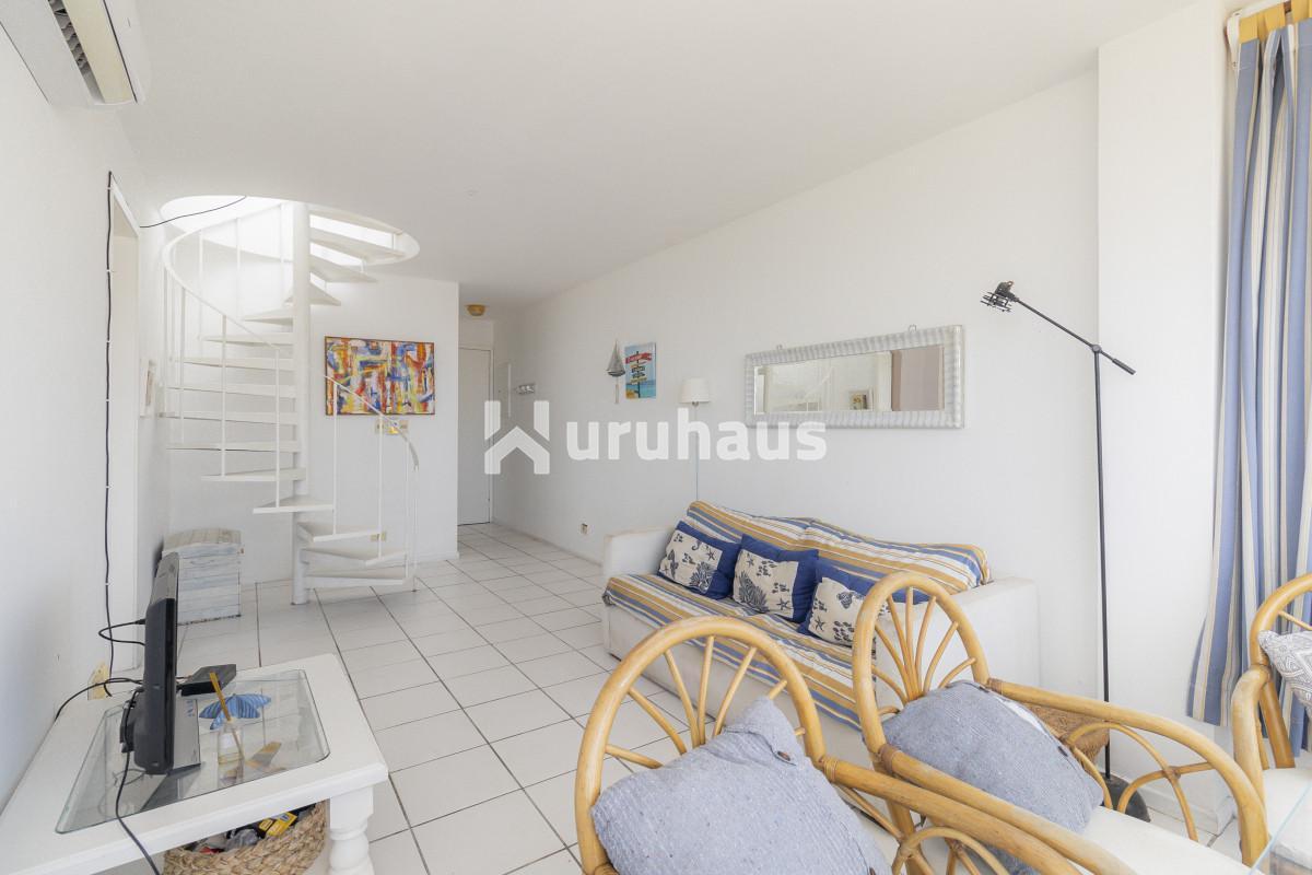 Foto de VENTA APARTAMENTO DOS DORMITORIOS PUNTA DEL ESTE EDIFICIO CAP FERRAT, imagen 5