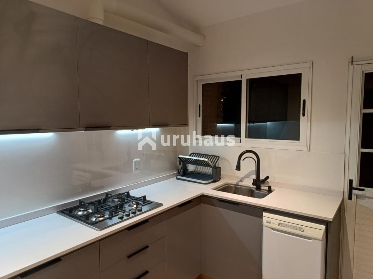 Foto de CASA ALQUILER TEMPORAL PLAYA MANSA, imagen 2