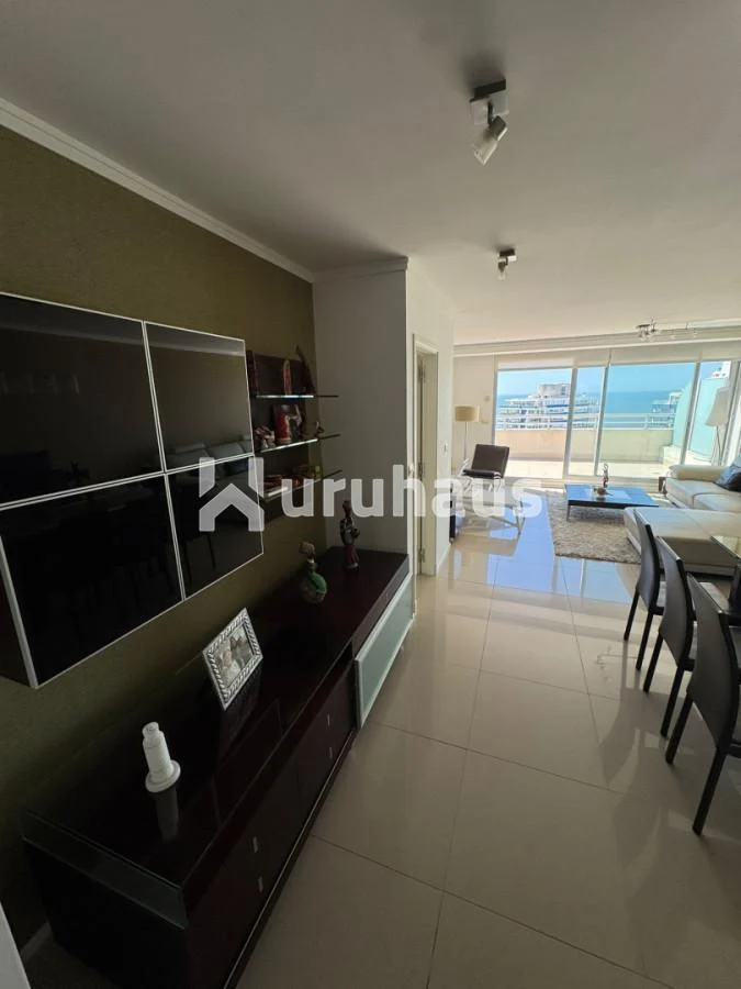 VENTA PENTHOUSE PLAYA BRAVA PARRILLERO PROPIO DUPLEX