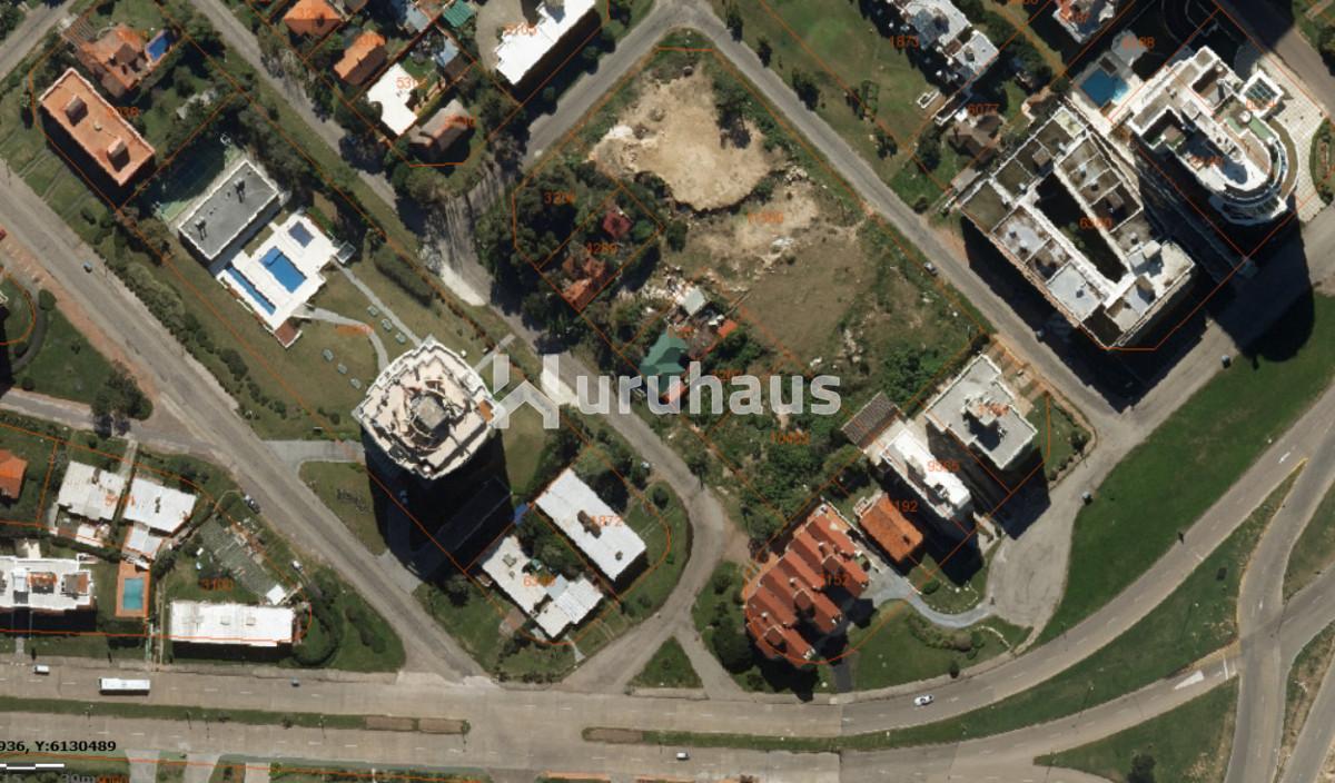 VENTA TERRENO PARA CONSTRUCCION EN ALTURA IDEAL INVERSORES