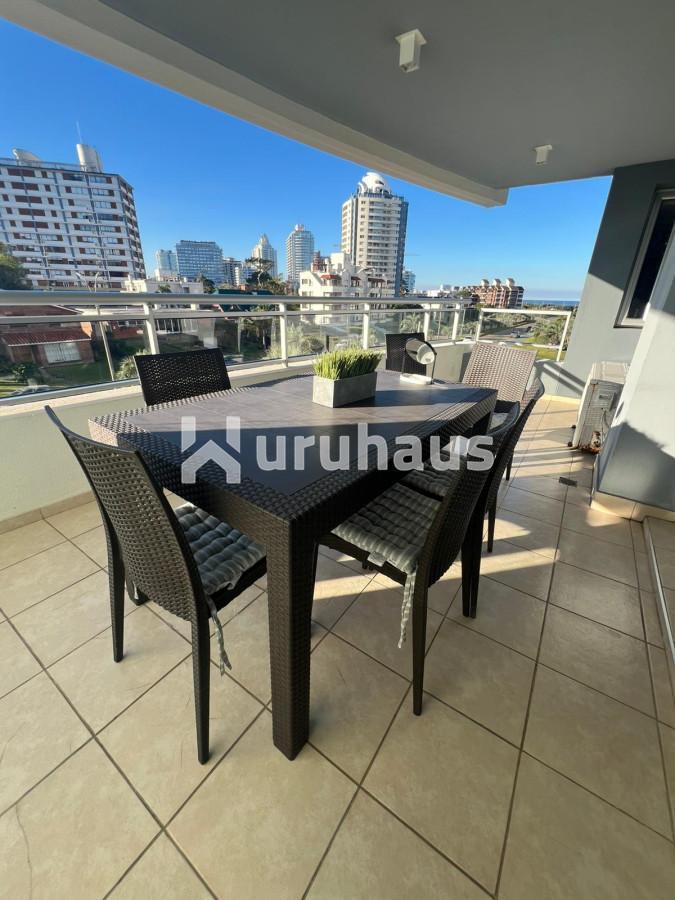 Apartamento Moderno En La Mejor Ubicación de Pde