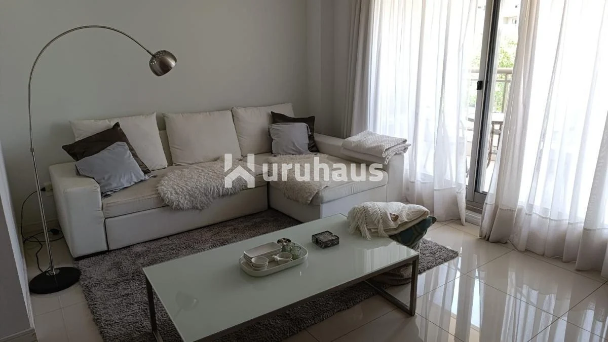 ALQULER 1 DORMITORIO AV. ROOSVELT