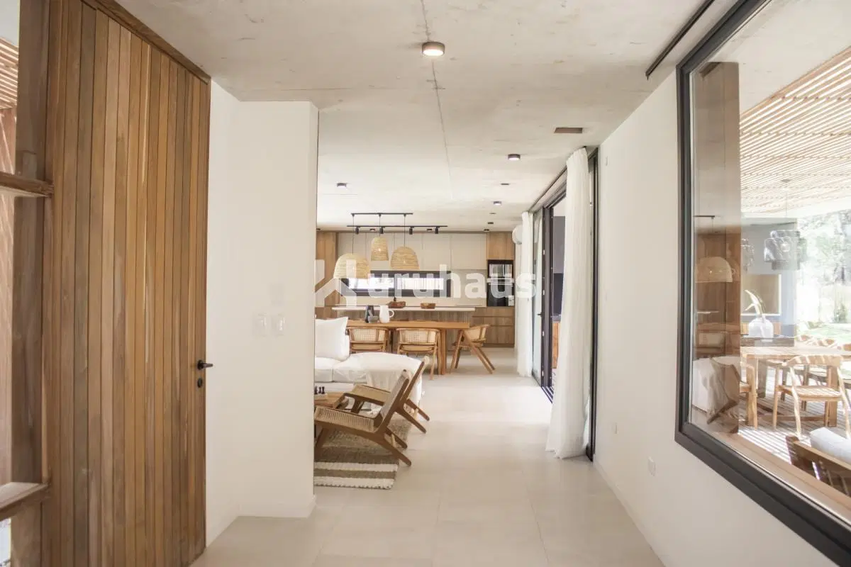 VENTA CASA LAGUNA ESCONDIDA JOSE IGNACIO A ESTRENAR 1