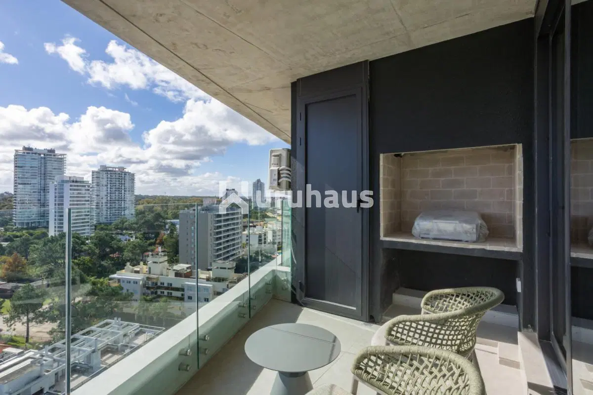 ALQUILER DEPARTAMENTO 1 DORMITORIO PLAYA BRAVA CON PARRILLERO 1