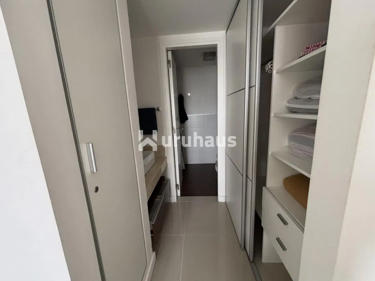 Apartamento venta sobre Av. Chiverta, a pasos del mar 4