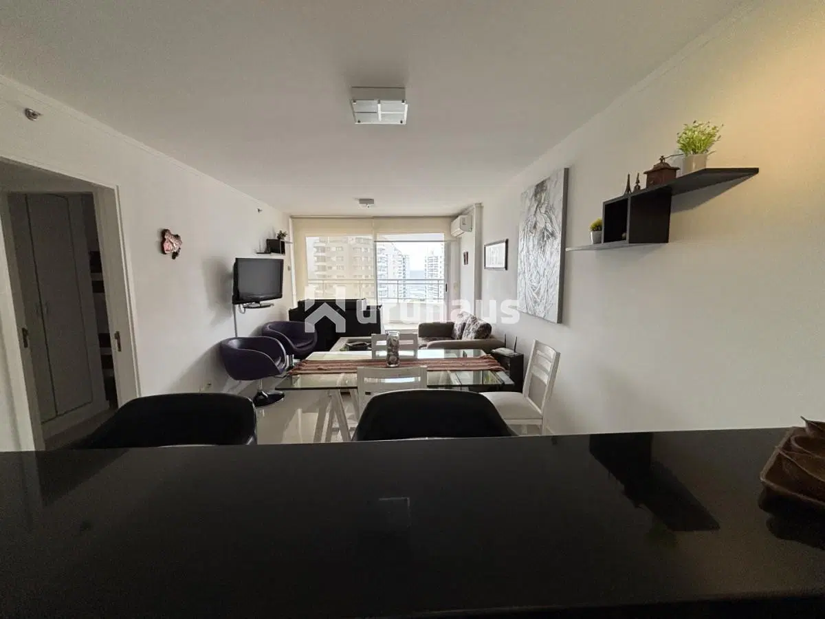 Apartamento venta sobre Av. Chiverta, a pasos del mar 2