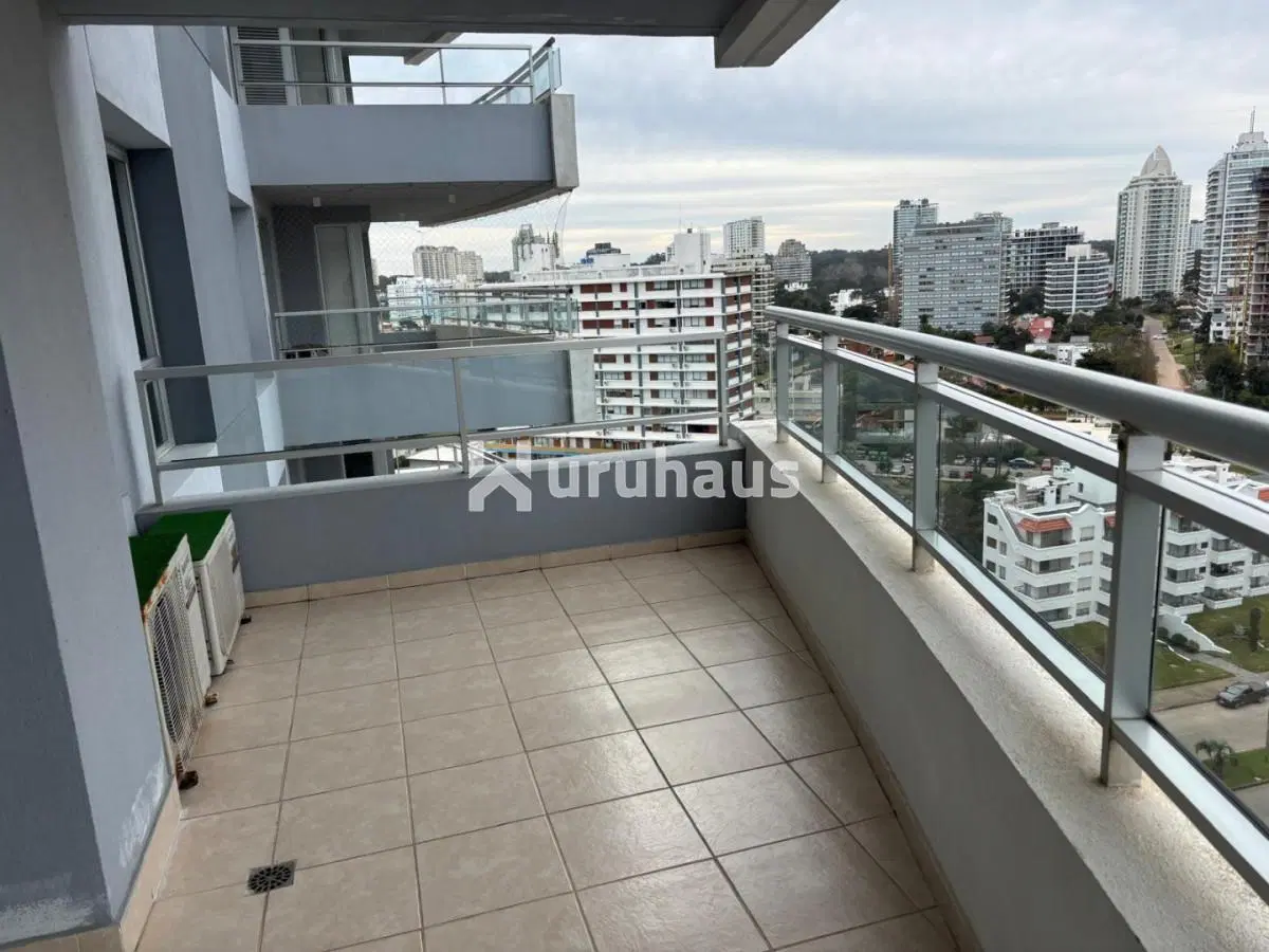 VENTA APARTAMENTO 2 DORMITORIOS CHIVERTA AIDY GRILL FOREST TOWER 2