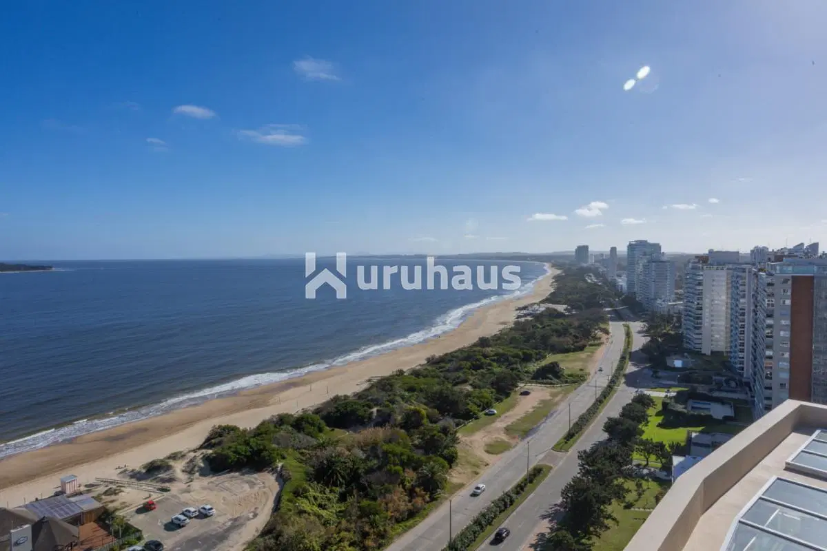 PENTHOUSE EN VENTA PLAYA MANSA 7 DORMITORIOS CORAL TOWER 5