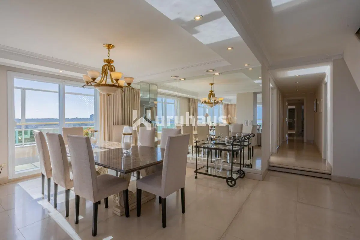 PENTHOUSE EN VENTA PLAYA MANSA 7 DORMITORIOS CORAL TOWER 3