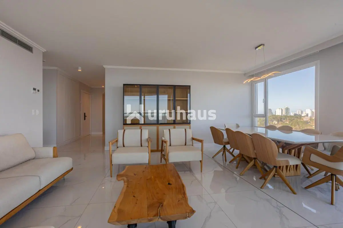 VENTA PARAMOUNT APARTAMENTO 3 DORMITORIOS Y DEPENDENCIA 5