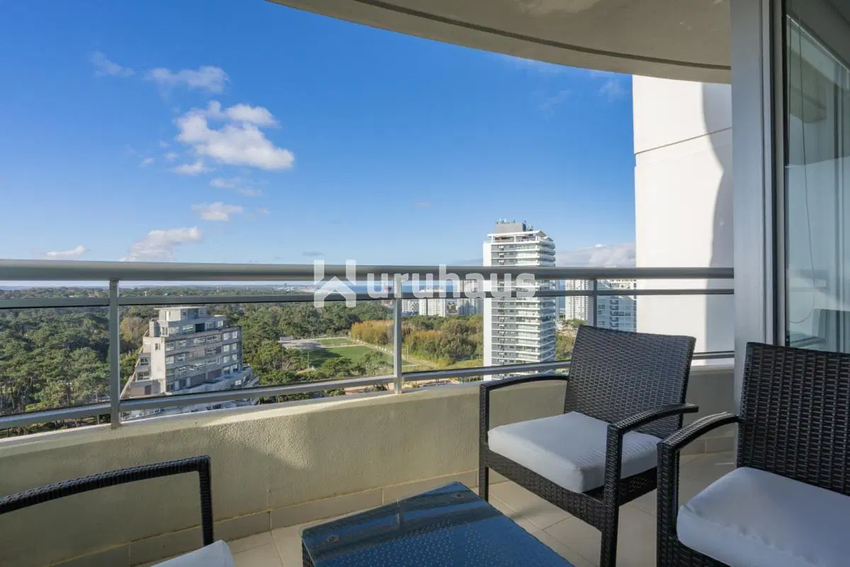 VENTA APARTAMENTO DOS DORMITORIOS PUNTA DEL ESTE EDIFICIO OCEAN DRIVE 2