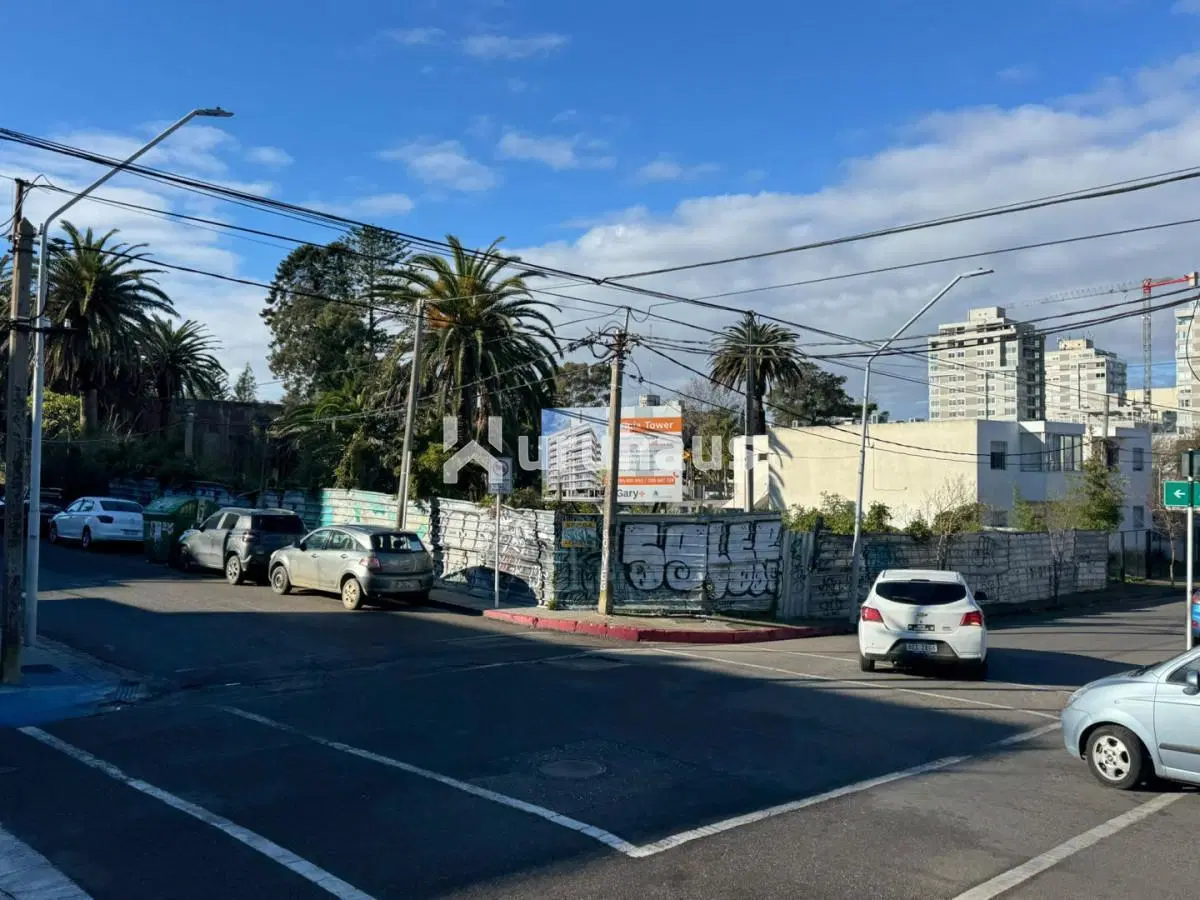 VENTA TERRENO APTO EDIFICIO MALDONADO 4