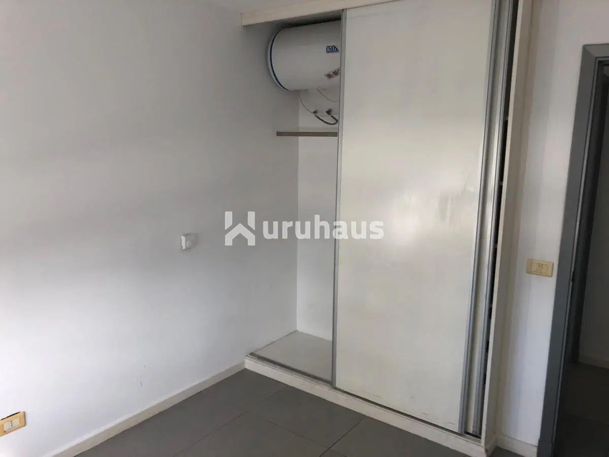 VENTA DEPARTAMENTO 2 DORMITORIOS PARRILLERO PROPIO TORRE FRANCIA 3