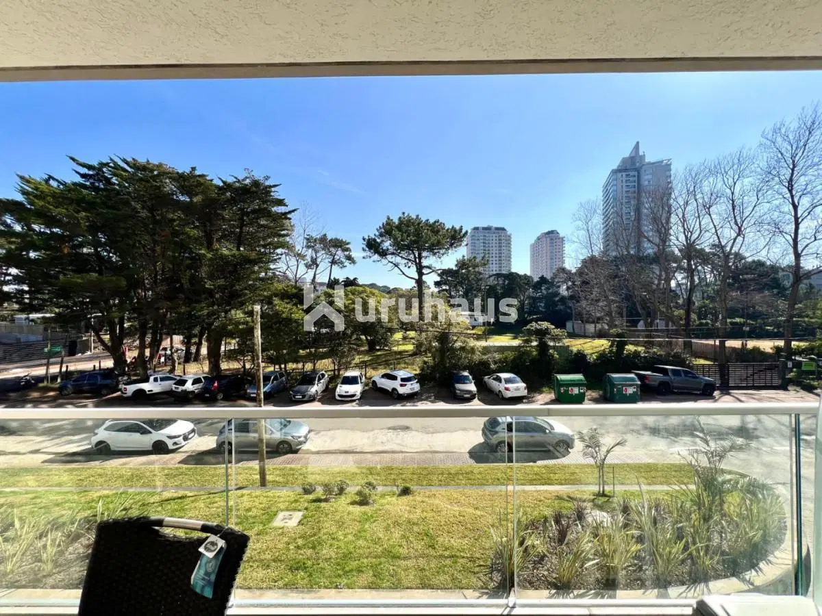 VENTA APARTAMENTO 2 DORMITORIOS PUNTA DEL ESTE 3