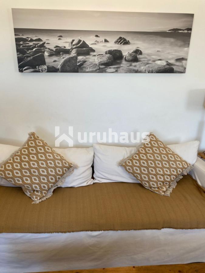 Foto de ALQUILER DE VERANO APARTAMENTO 1 DORM. FRENTE PLAYA LOS DEDOS, imagen 1