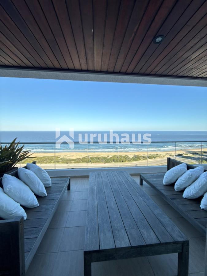 Foto de DEPARTAMENTO VENTA TRES DORMITORIOS ICON BRAVA PUNTA DEL ESTE, imagen 1