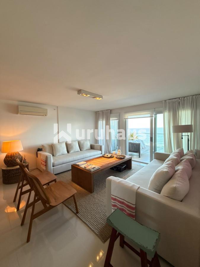 Foto de DEPARTAMENTO VENTA TRES DORMITORIOS ICON BRAVA PUNTA DEL ESTE, imagen 1