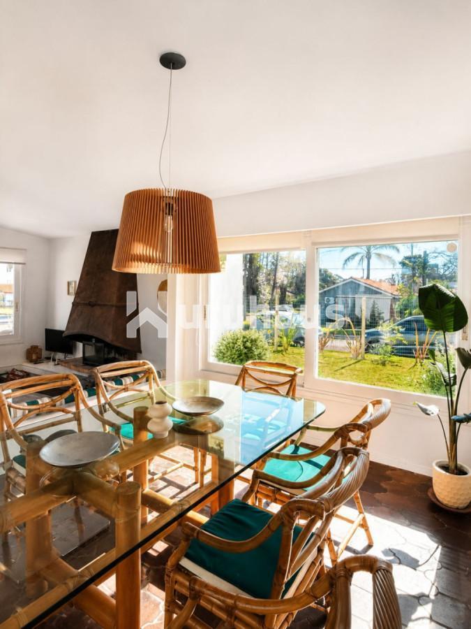Foto de ALQUILER DE VERANO CASA A MTS DE LA PLAYA MANSA PARADA 11, imagen 3