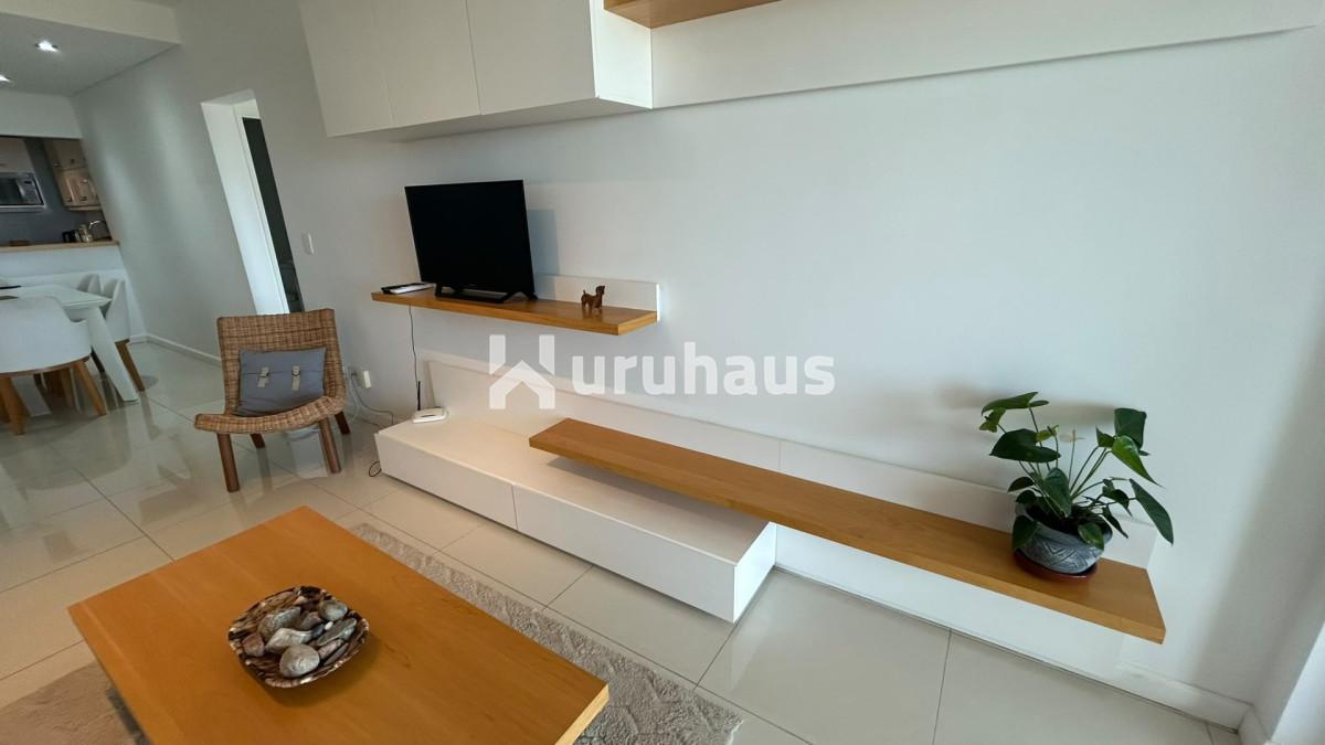 Foto de VENTA DEPARTAMENTO 2 DORMITORIOS PLAYA MANSA PUNTA DEL ESTE, imagen 4