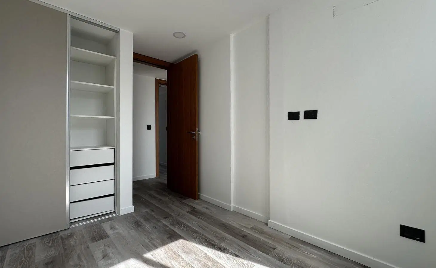 Semipiso 4 ambientes Premium con Palier Privado, Vista Abierta y Balcón | Liniers 3