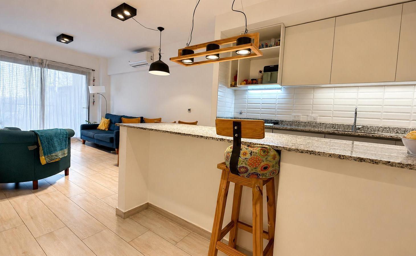 Foto de Devoto: Venta de departamento 3 ambientes al frente con gran balcon y, imagen 3