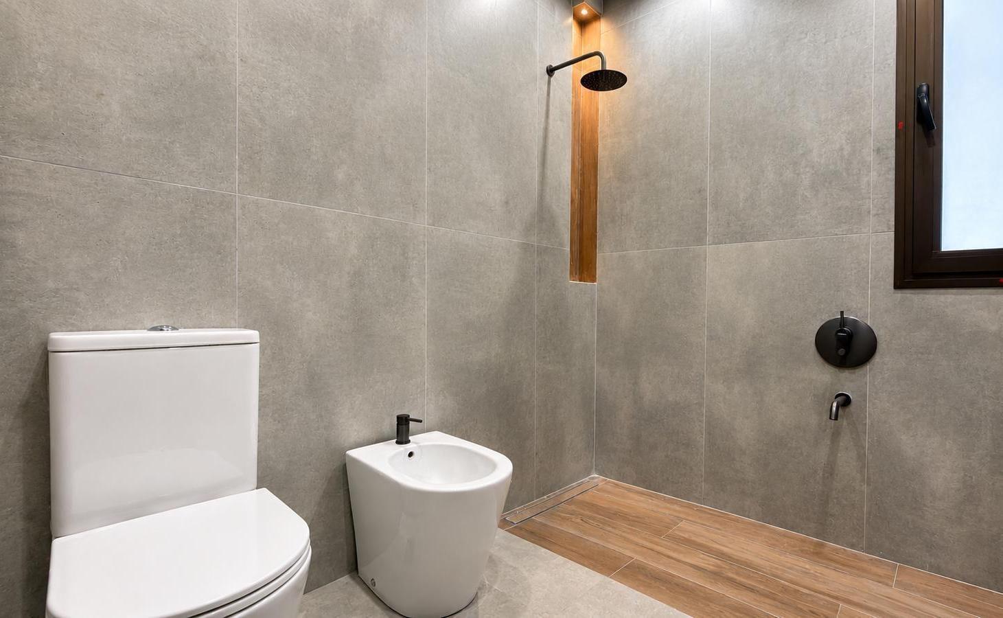 Foto de Liniers: Venta PH tipo casa A ESTRENAR de 4 ambientes, patio y gran, imagen 1