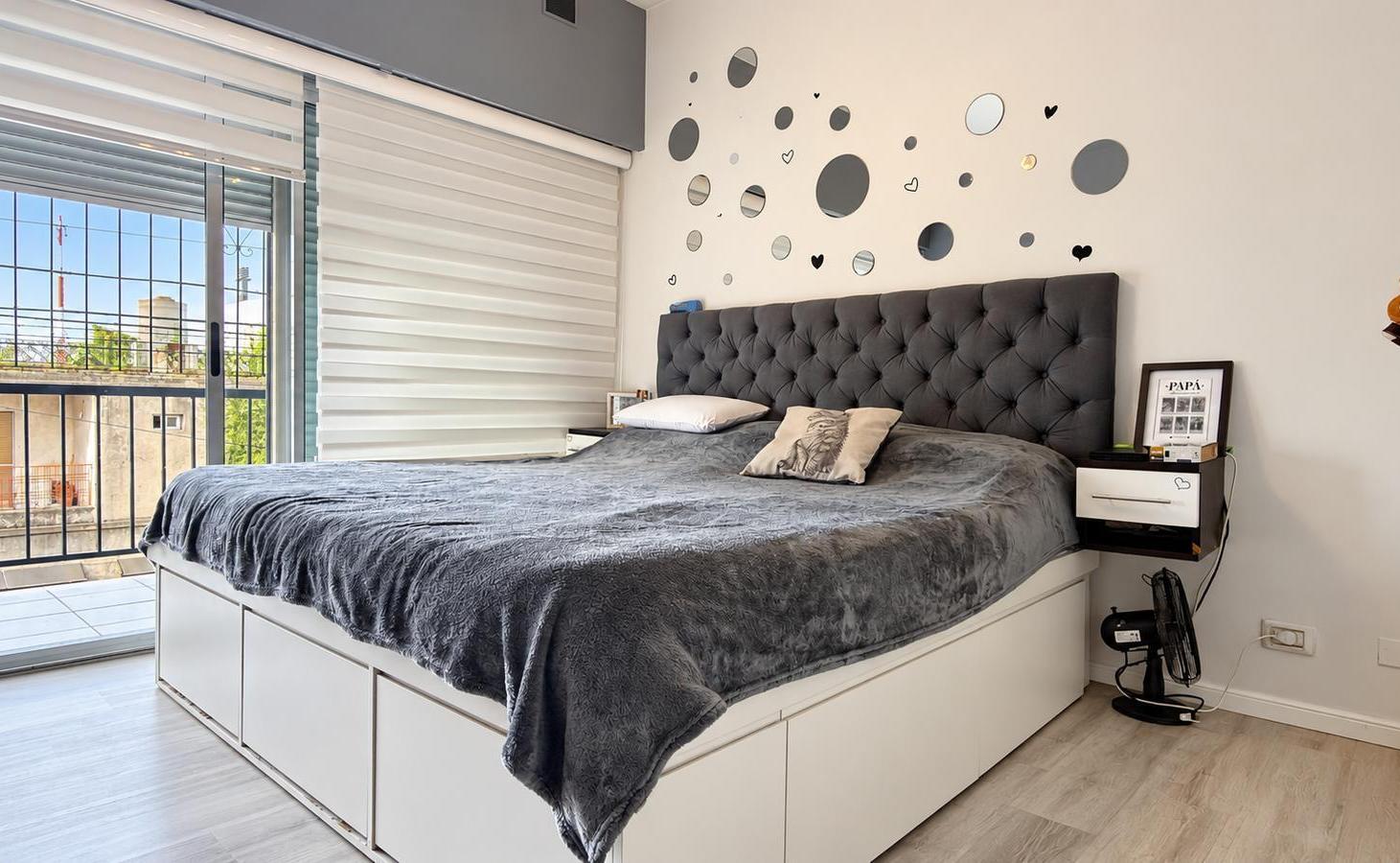 Foto de Villa Luro: Venta PH 4 amb entrada independiente, cochera, terraza y, imagen 3