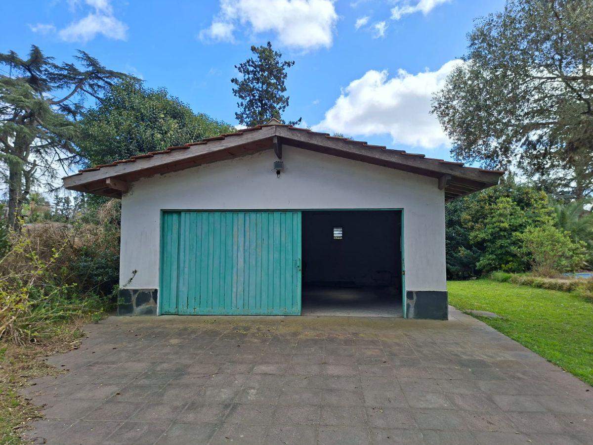 Foto de Chalet 3 amb s/lote 1190 m2 pileta garage 2 autos gran parque con añosa, imagen 3