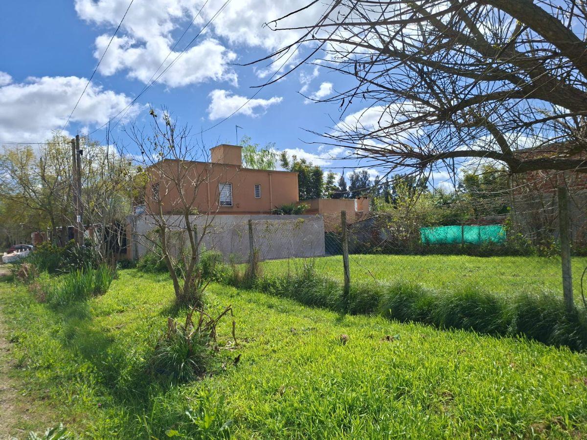 Foto de Terreno en esquina 15 x 25 m frente a una plaza, Colegio y Club de, imagen 3