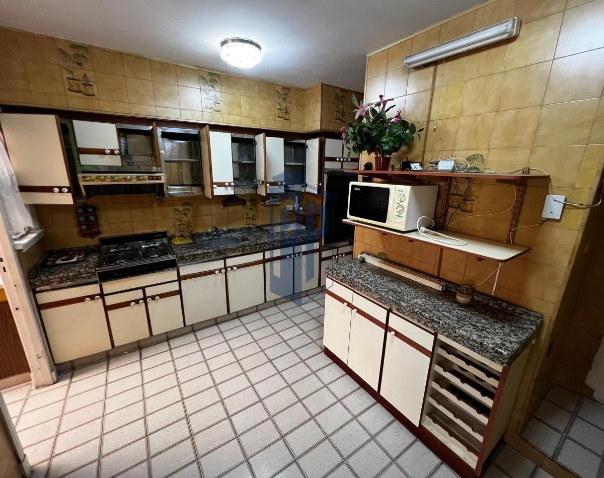 Chalet en venta de 2 dormitorios c/ cochera en Chauvín