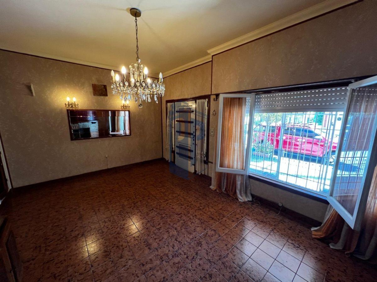 Foto de Chalet en Chauvín | Vivienda o Uso Profesional | Cochera | Apta Crédito, imagen 2