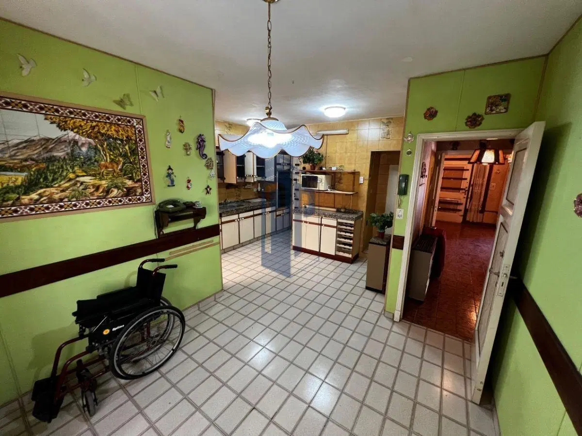 Chalet en Chauvín | Vivienda o Uso Profesional | Cochera | Apta Crédito 4